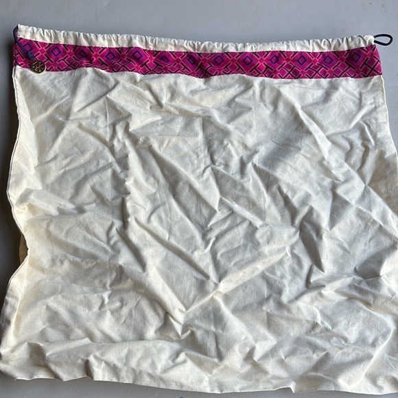 Tory Burch Handbags - Tory Burch drawstring dust / laundry bag